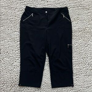 Chico Zenergy sz 2 Black Capri Pants with Zipper Pockets drawstring hem